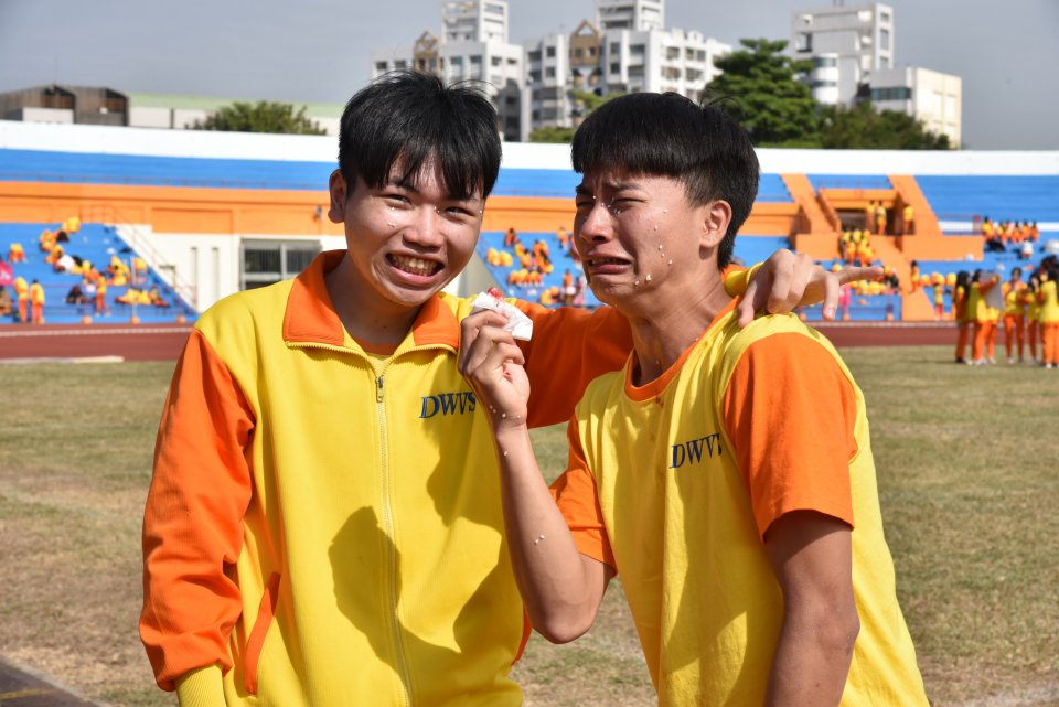 DW20201203_1005