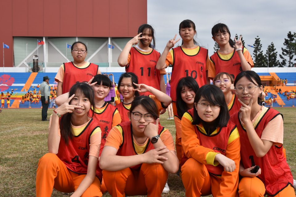DW20201203_1020
