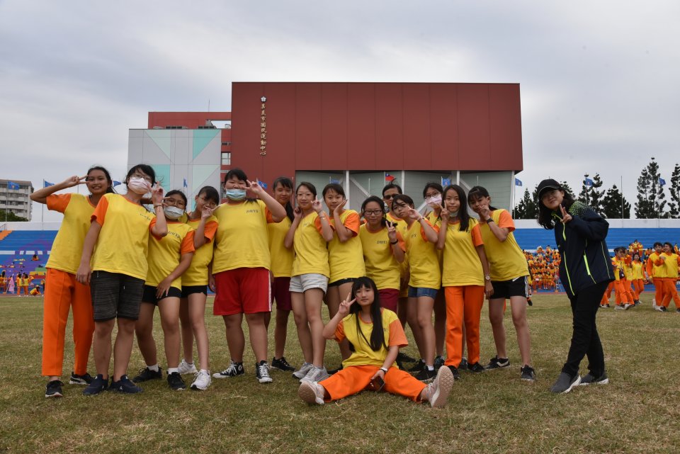 DW20201203_1036
