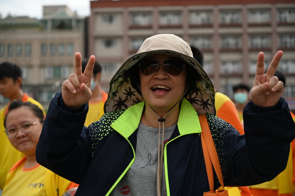 DW20201203_1059