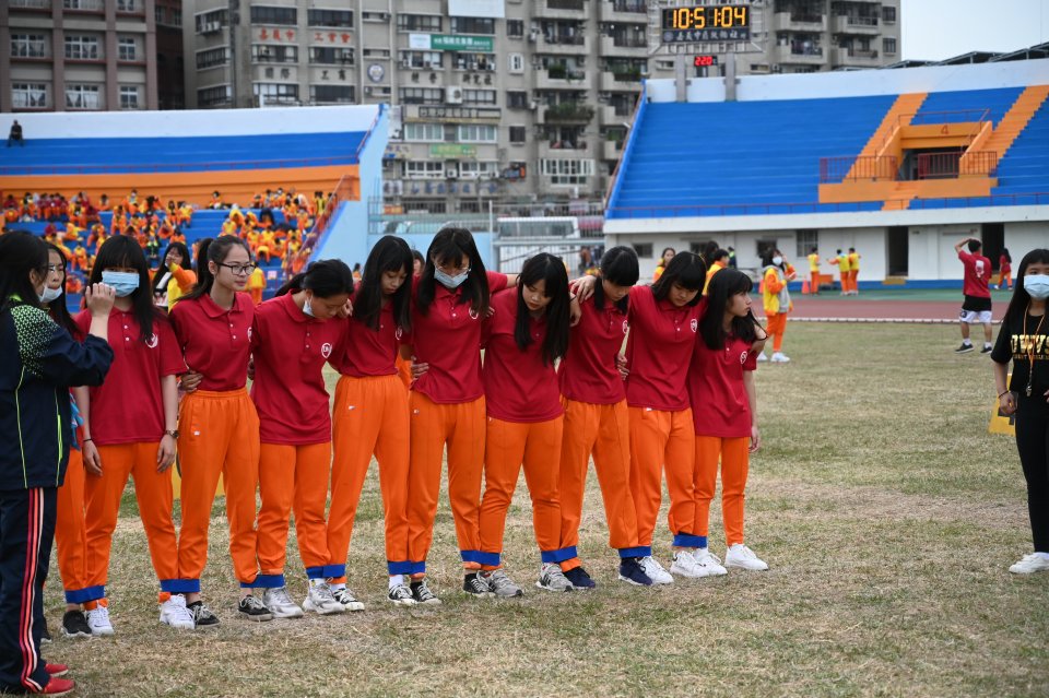 DW20201203_1105