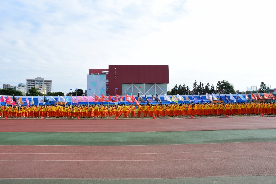 DW20201203_1134