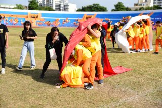 DW20201203_1140