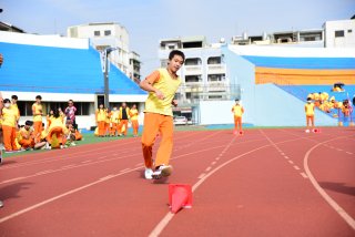 DW20201203_1157