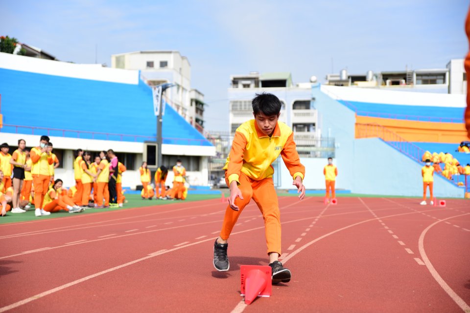 DW20201203_1162