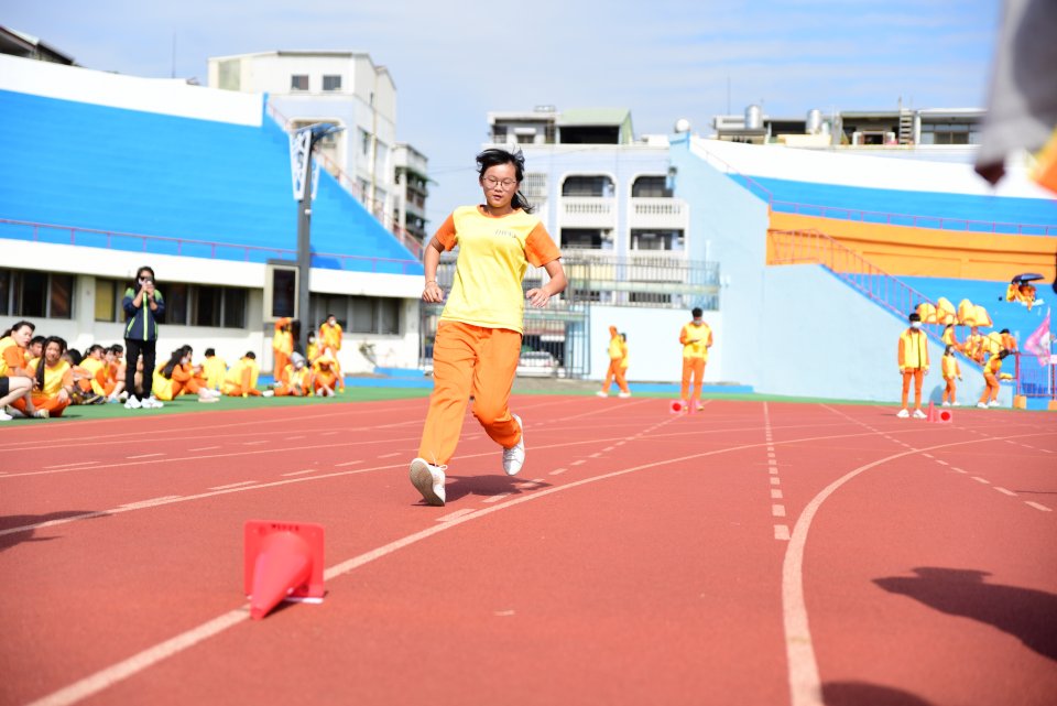 DW20201203_1174
