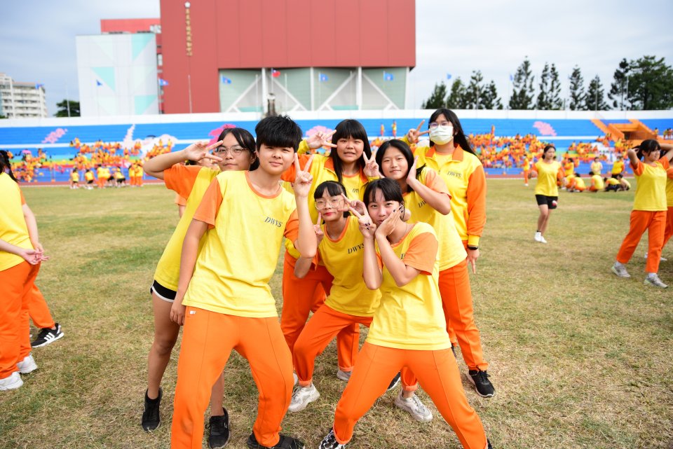 DW20201203_1184