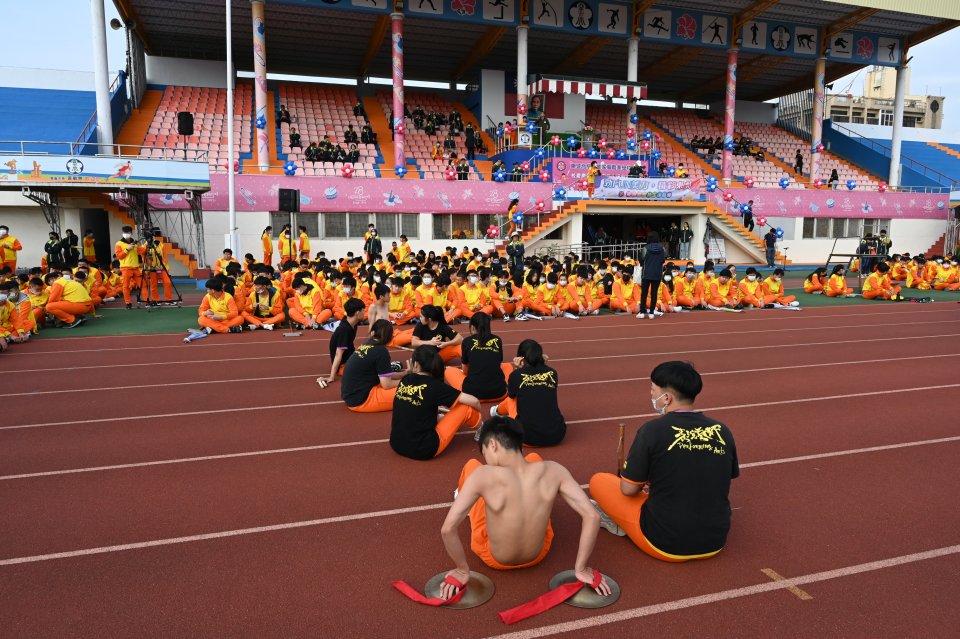 DW20201203_1229