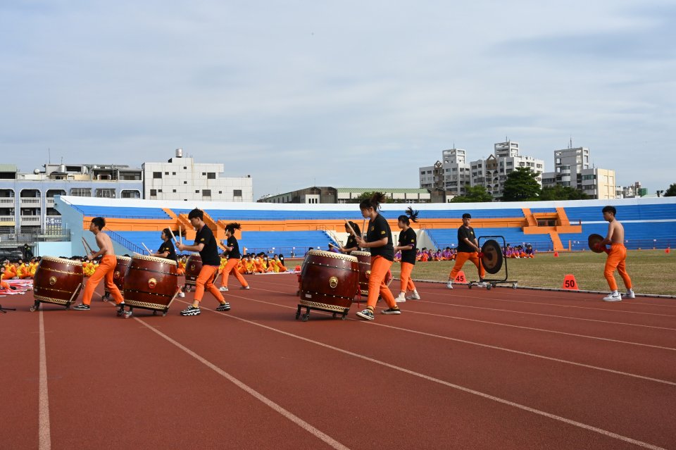 DW20201203_1235