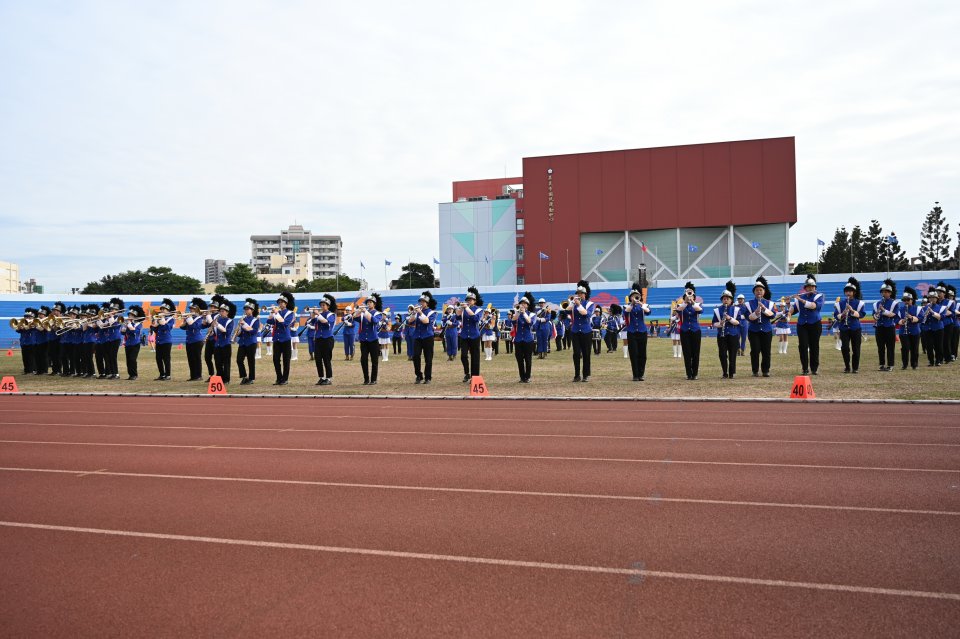 DW20201203_1253