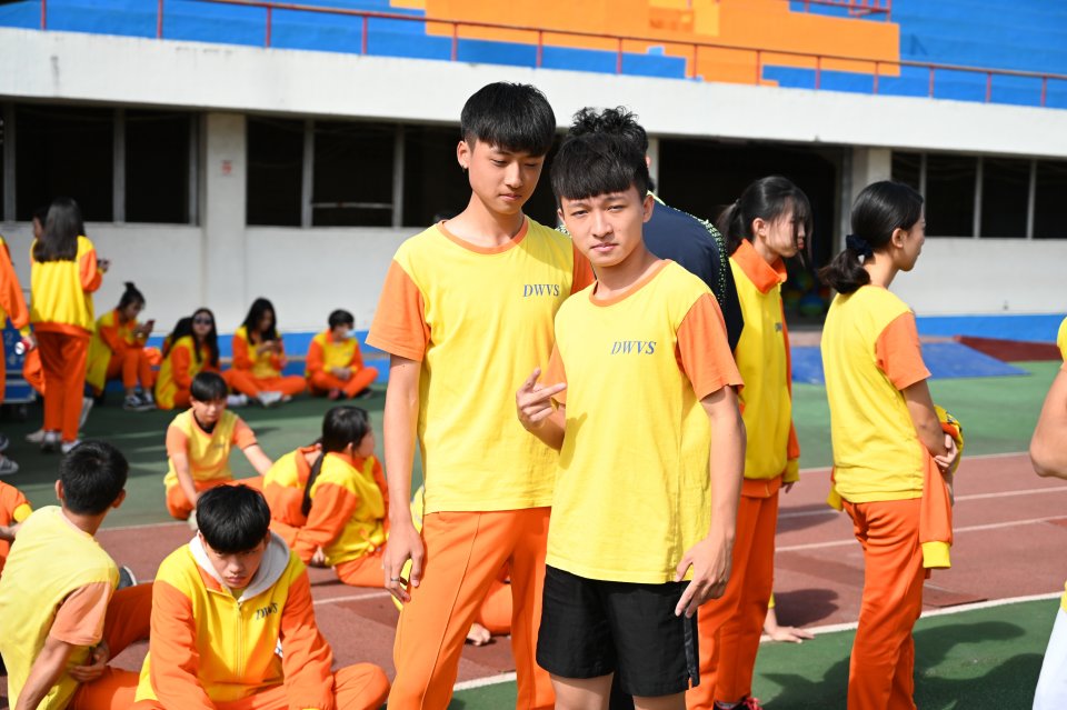 DW20201203_1285