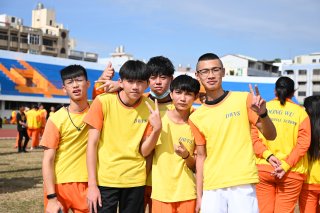 DW20201203_1303