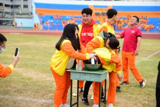DW20201203_1315
