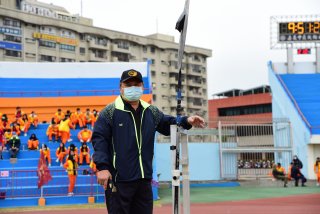 DW20201203_1325