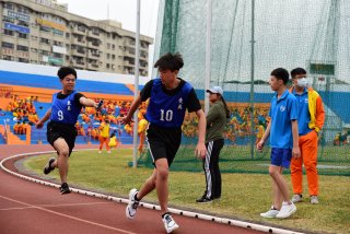 DW20201203_1326