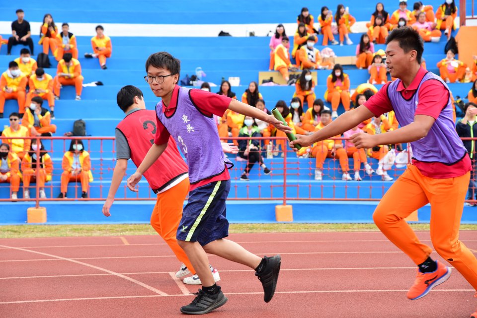 DW20201203_1335