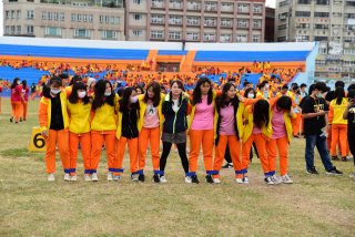 DW20201203_1342