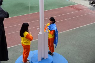 DW20201203_1350