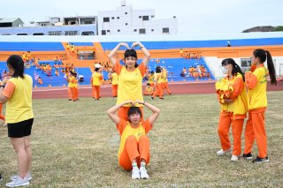 DW20201203_1355