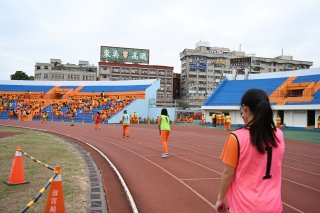 DW20201203_1357