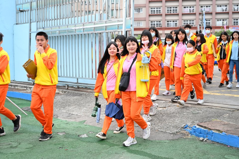 DW20201203_1387