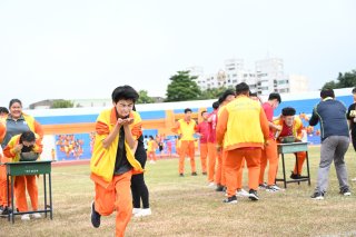 DW20201203_1417