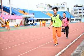 DW20201203_1442