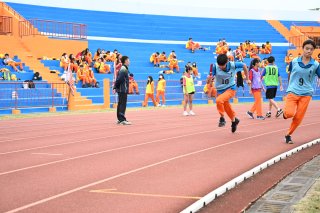 DW20201203_1448