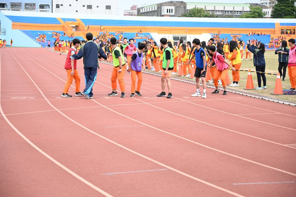 DW20201203_1467