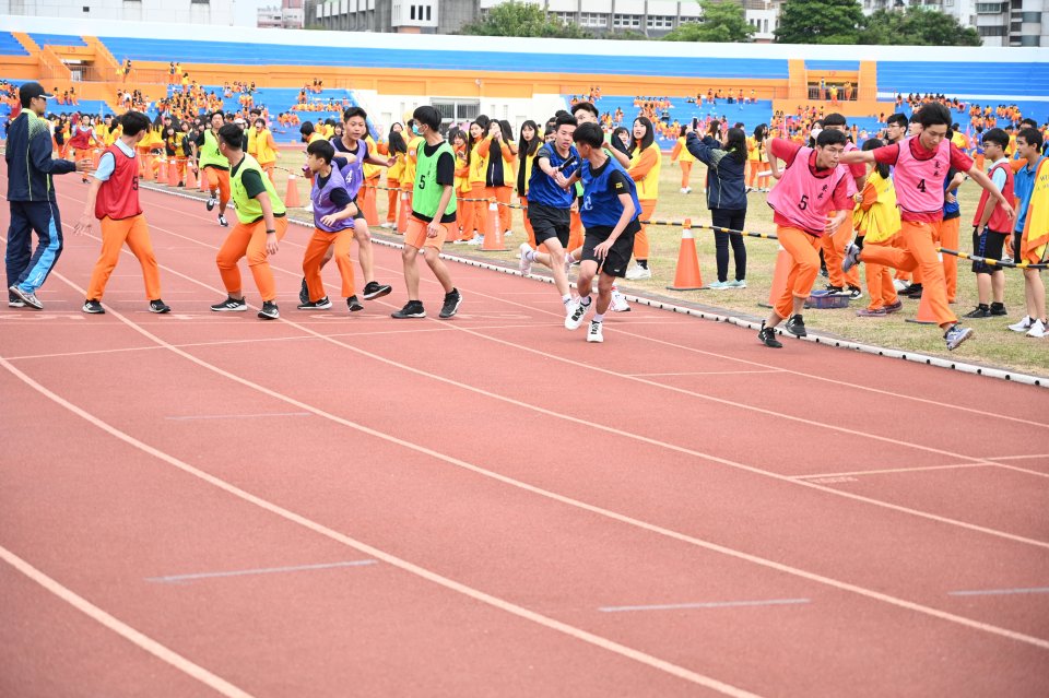 DW20201203_1468