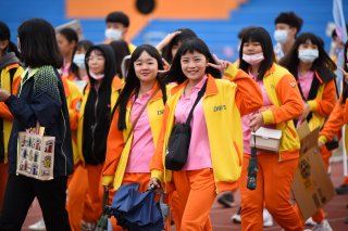DW20201203_1528