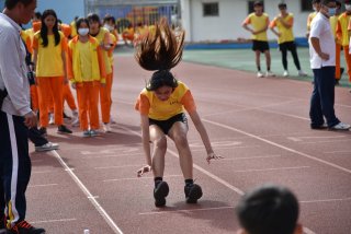 DW20201203_1617