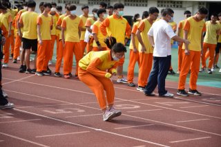 DW20201203_1620