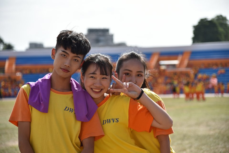 DW20201203_1634