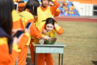 DW20201203_1643