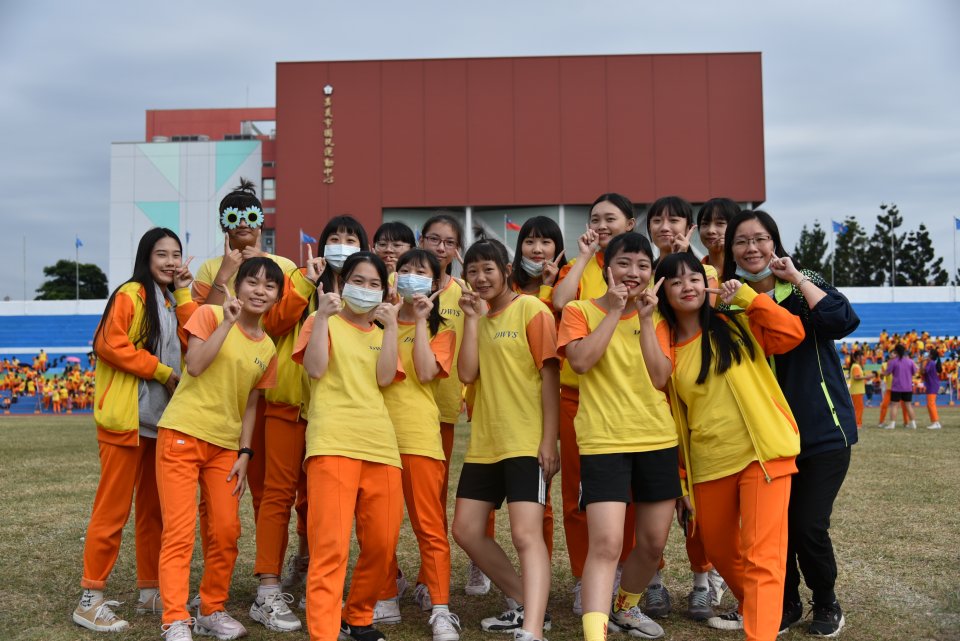 DW20201203_1646