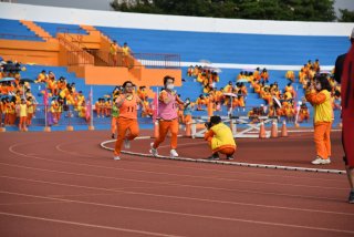 DW20201203_1653