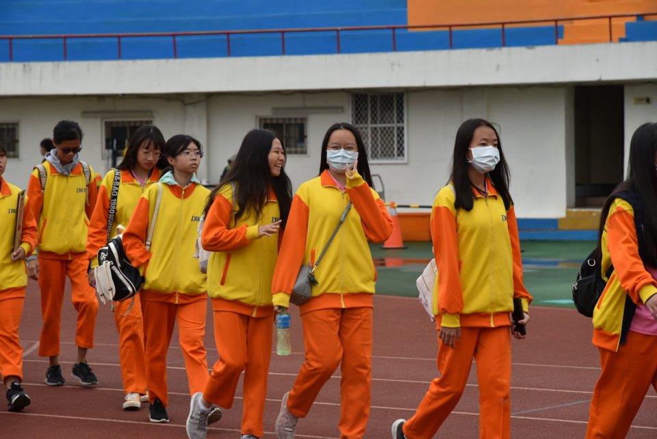 DW20201203_1703