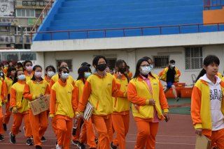 DW20201203_1705