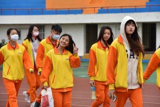 DW20201203_1711