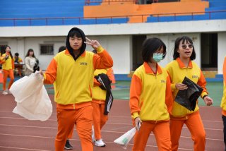 DW20201203_1715