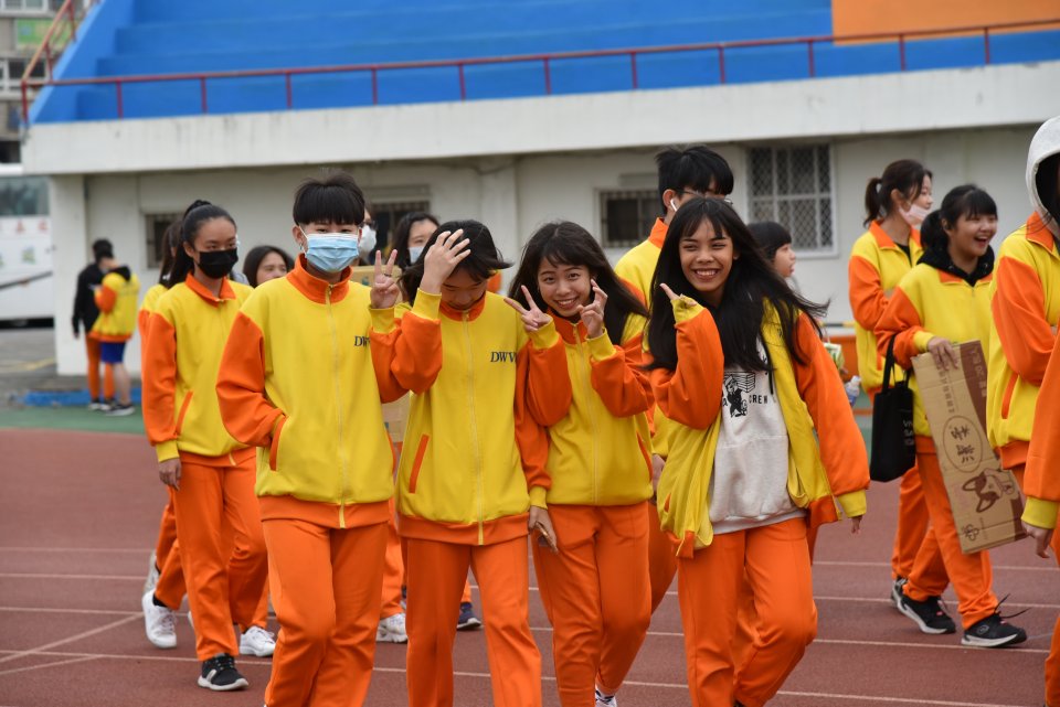 DW20201203_1723