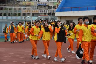 DW20201203_1725