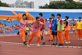 DW20201203_1743