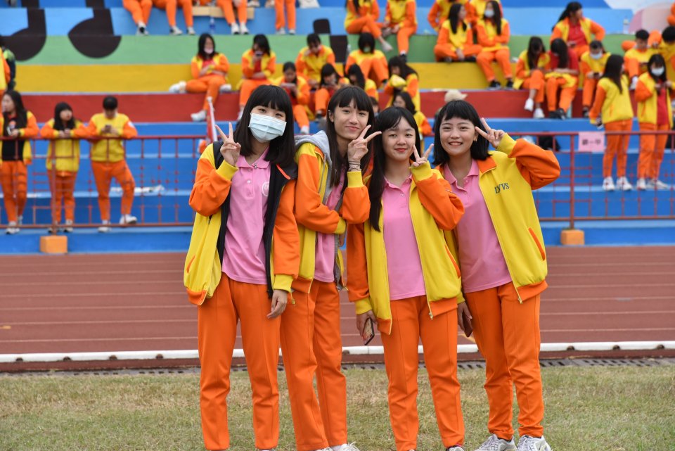 DW20201203_1753