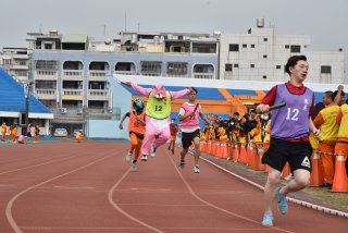 DW20201203_1803