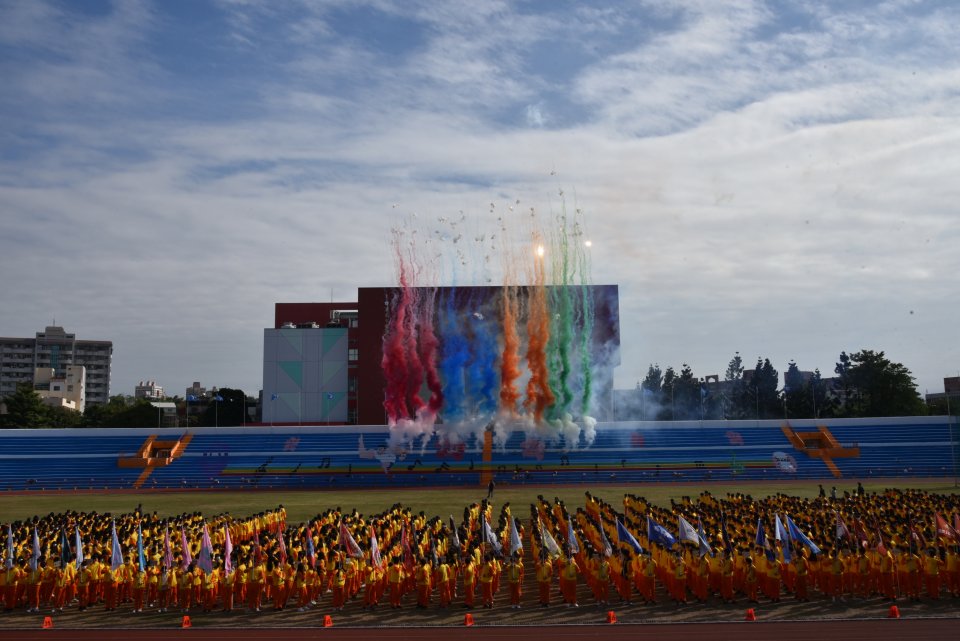 DW20201203_1906