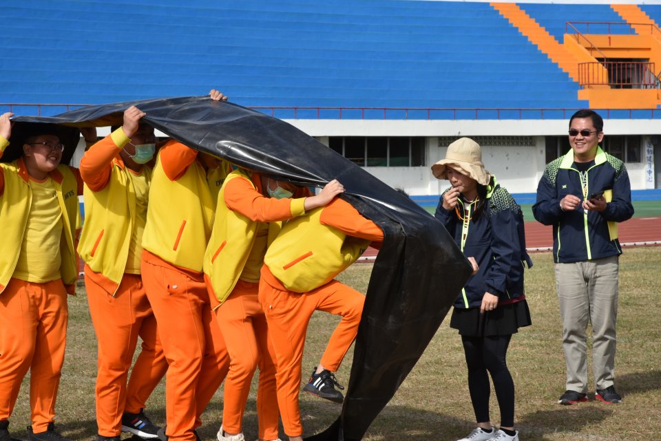 DW20201203_1919