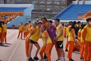 DW20201203_1931