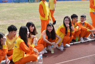 DW20201203_1944